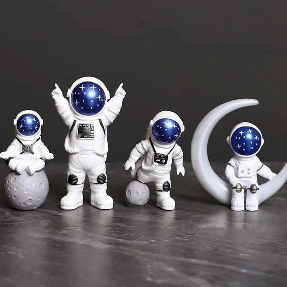 Astronaut Figurine Set – 3/4pcs Spaceman Statue for Kids & Home Decor