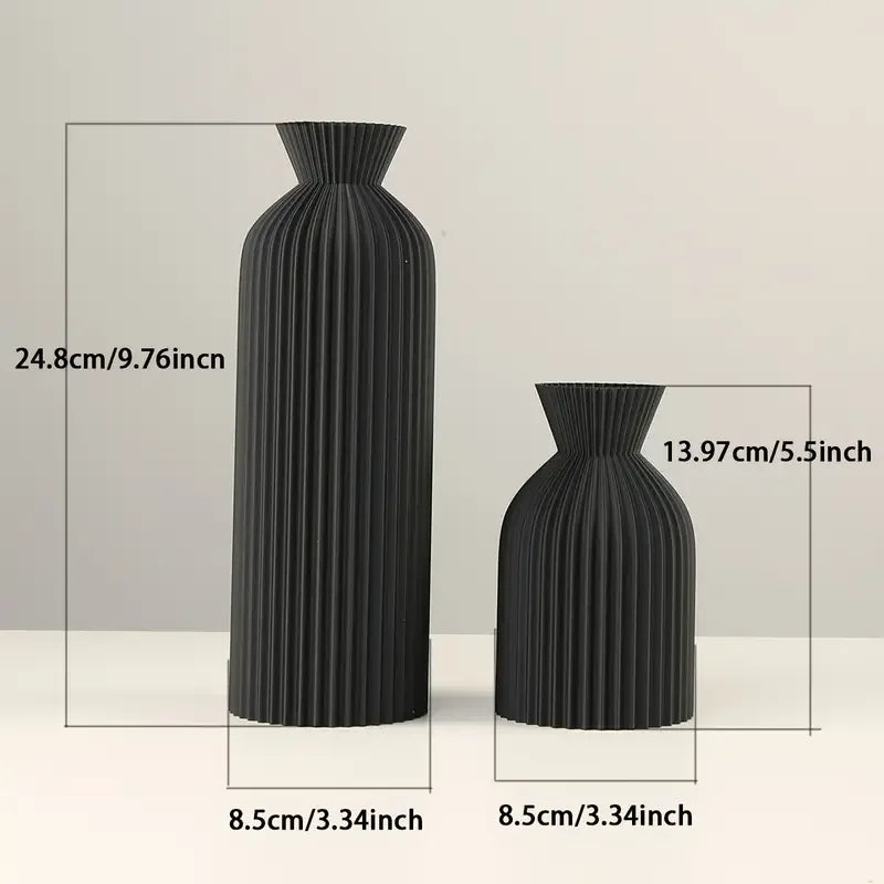 Chic Noir Vase – Modern Boho Decorative Accent for Home & Office